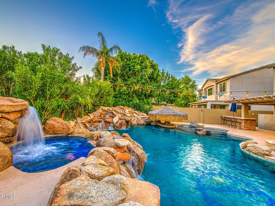 Home sold in 4552 S Four Peaks Way, Chandler